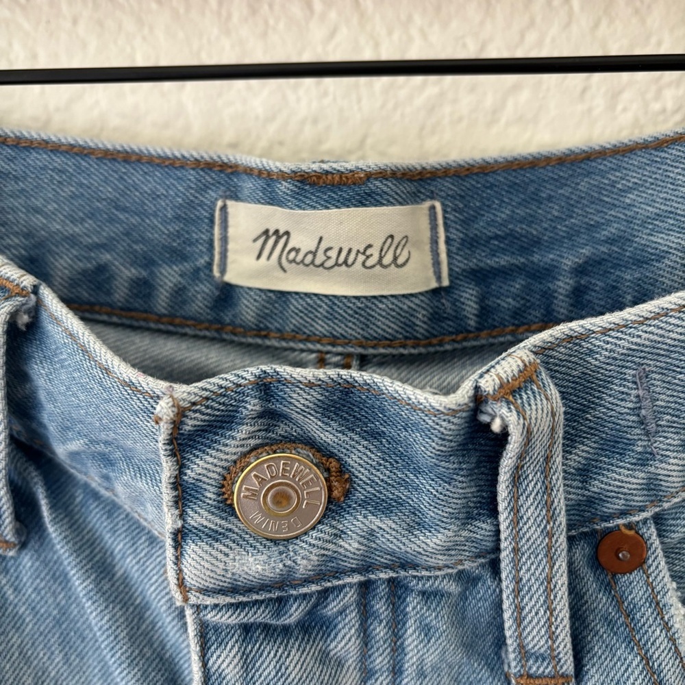 Madewell relaxed denim shorts‎ Size 28 - Picture 4 of 6